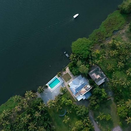Riveria Portico - River Side 6 Bedroom Private Pool Bungalow North Paravur Buitenkant foto